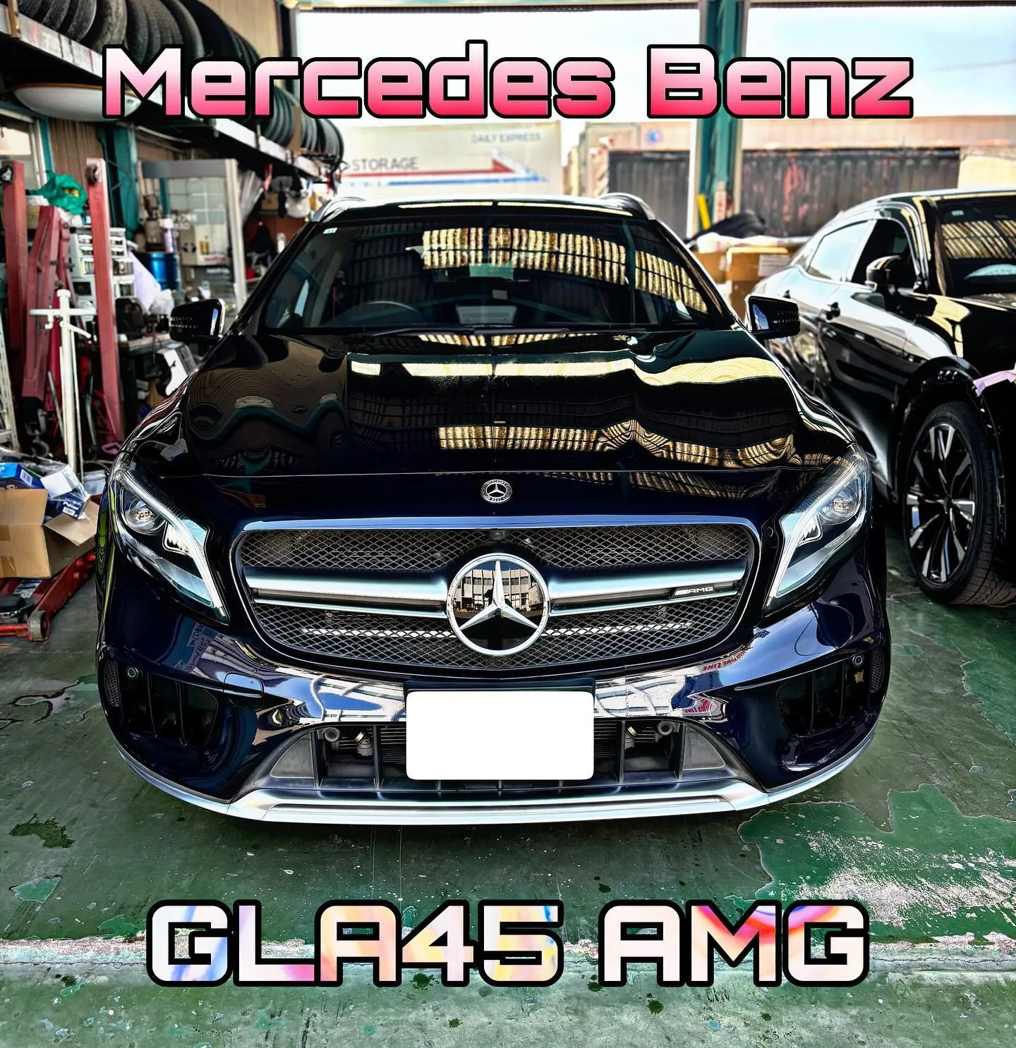 AMG メルセデスベンツ　GLA45