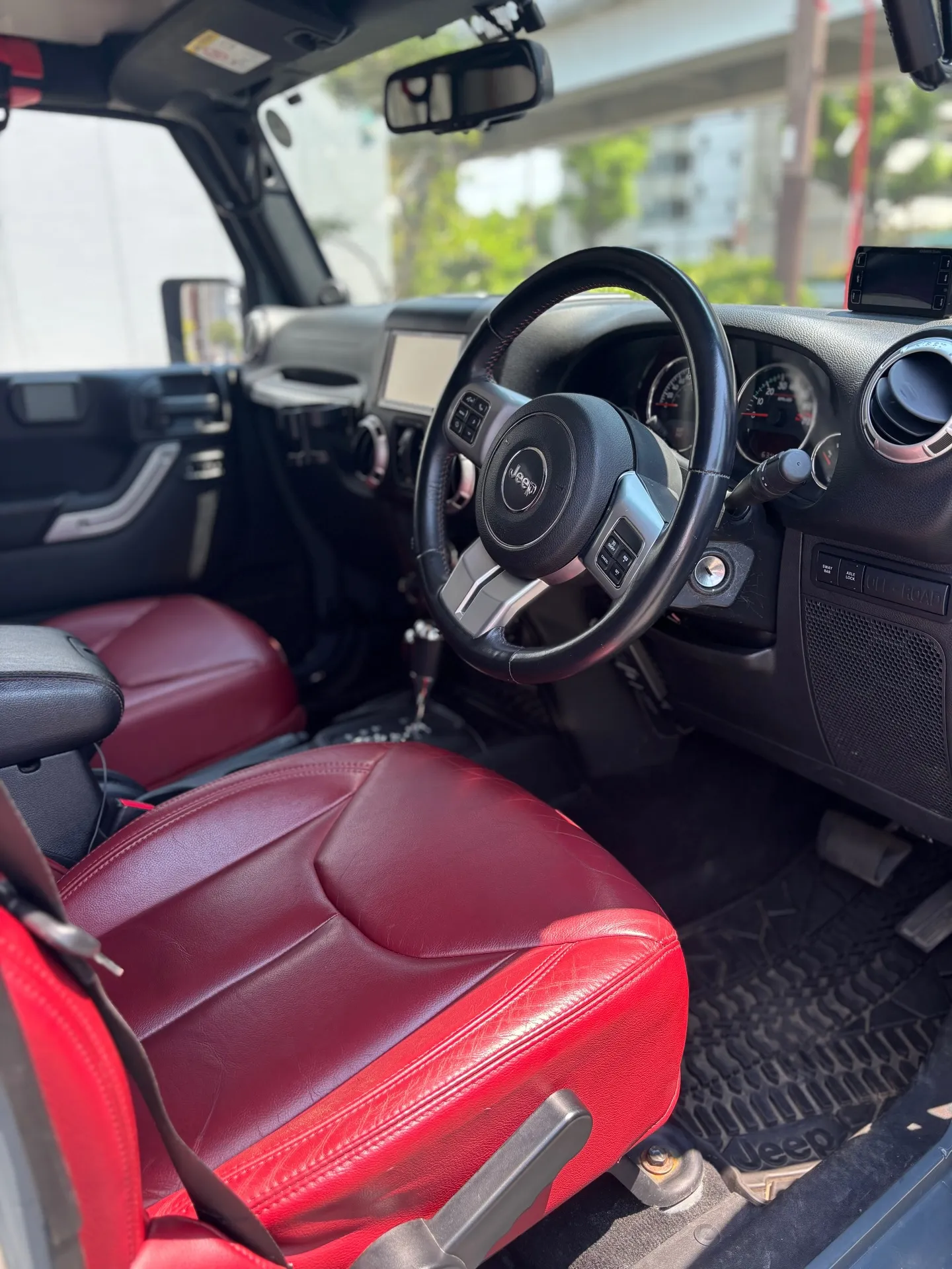 今回はルビコンのご入庫です🍀